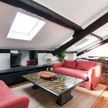 Elegant P.Venezia Attic Appartement Milaan Buitenkant foto